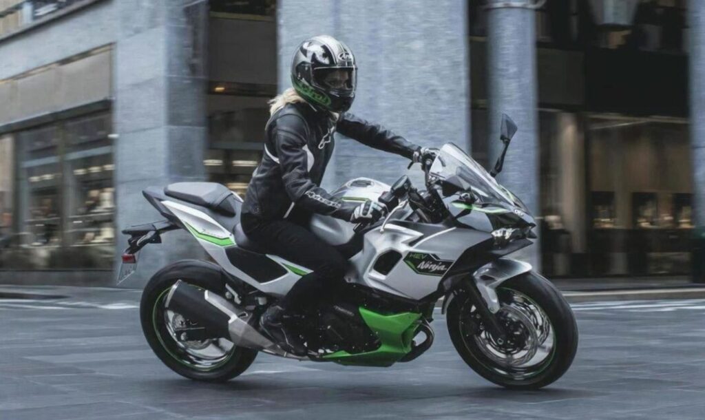 New Kawasaki Ninja hybrid